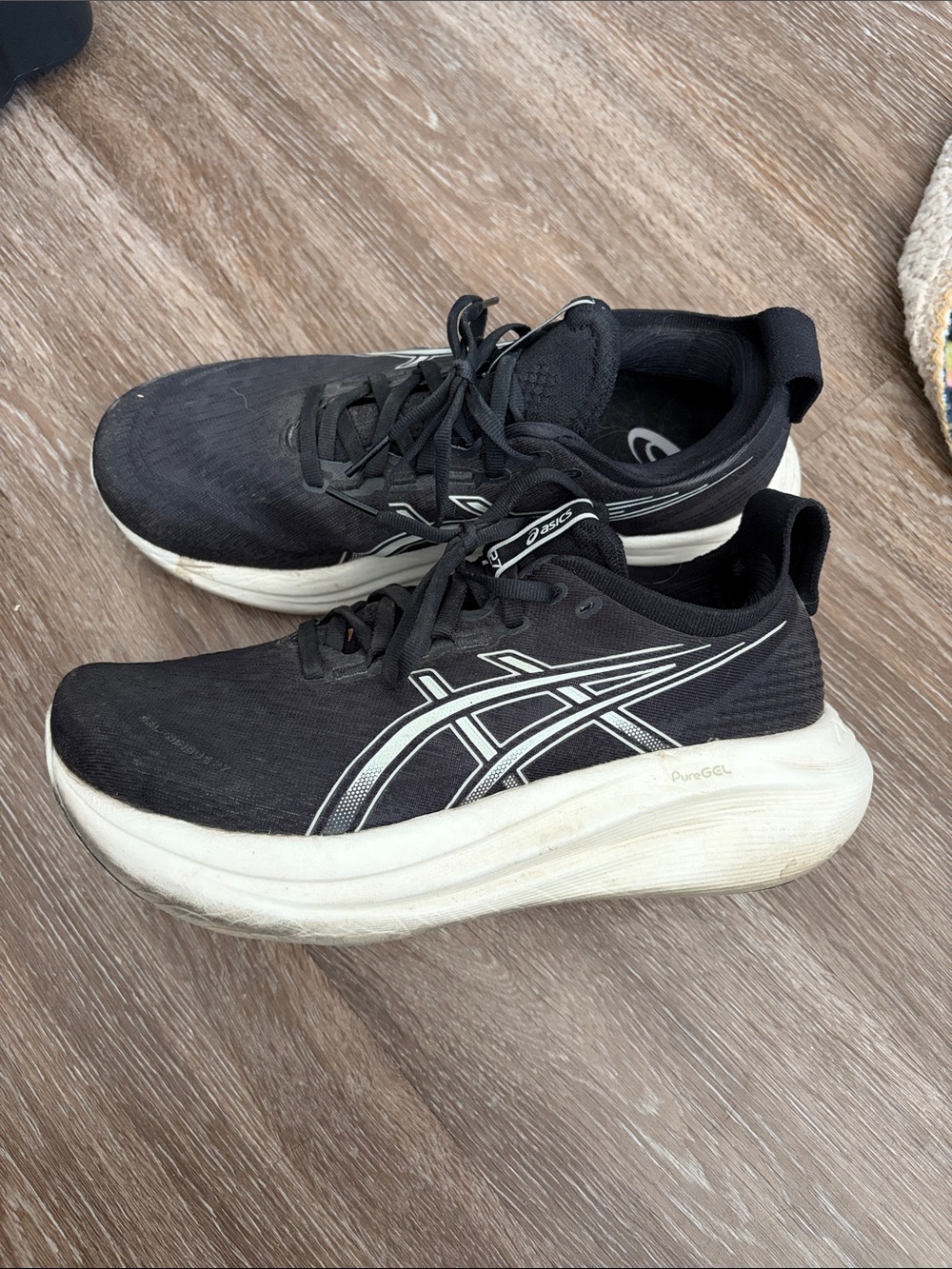 ASICS Women’s Gel-Nimbus 27 WIDE Black and White Athletic Running Shoes